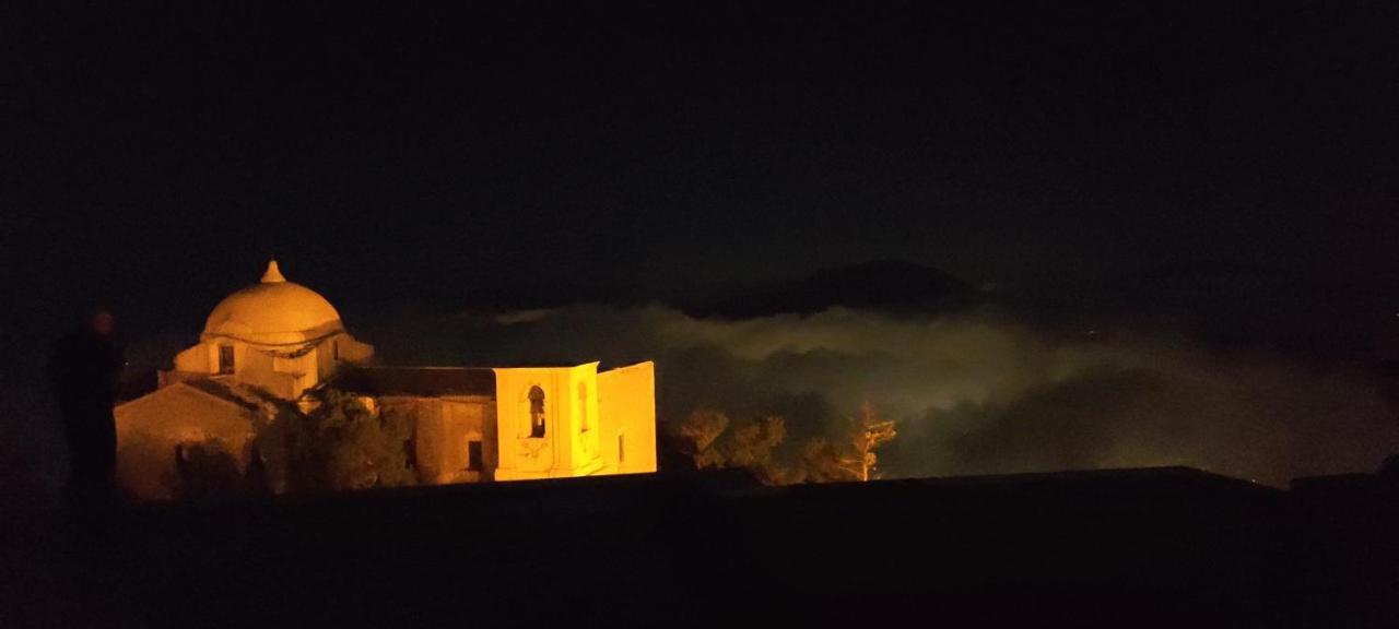 Villa Le Altezze Erice Exterior foto